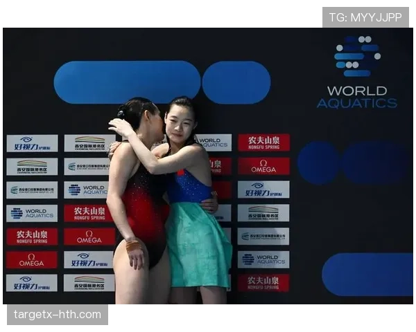 昌雅妮跳水冠军，私下穿拖鞋逛奢侈品店？